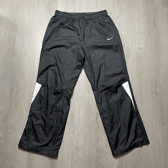 Nike Other - Nike Storm-Fit Track Pants Men's L Black Y2K Mesh Lined Zipper Cuffs Sweatpants